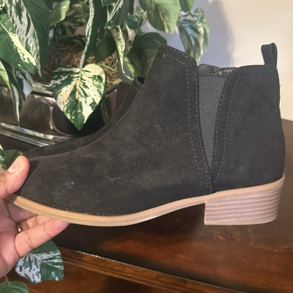 Nice black ankle boots size 8w gently worn - Picture 4 of 4